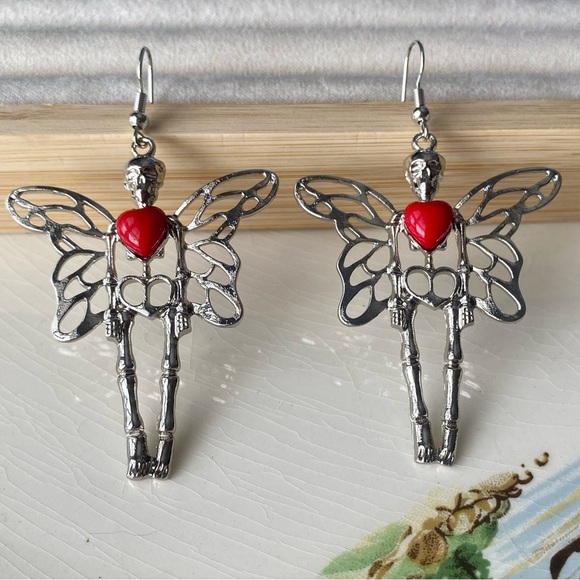 ✨Modcloth Morlina Fairy Skeleton Earrings - Picture 7 of 9
